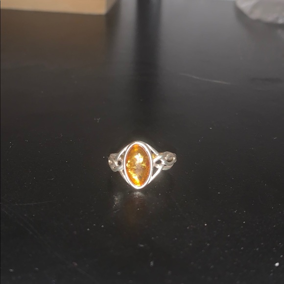 Ring - Picture 1 of 3